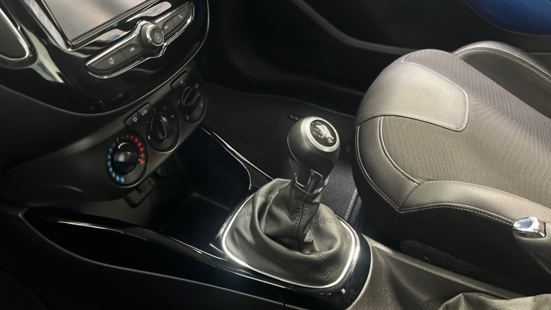 Vauxhall Adam 1.2i Griffin 3dr Petrol Hatchback